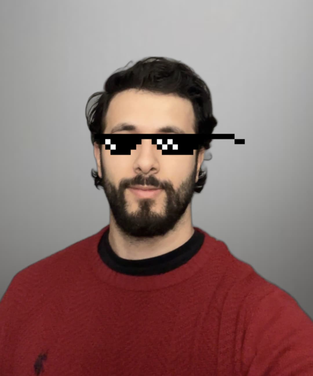 Portrait of Mohamad Lebdeh with sunglasses